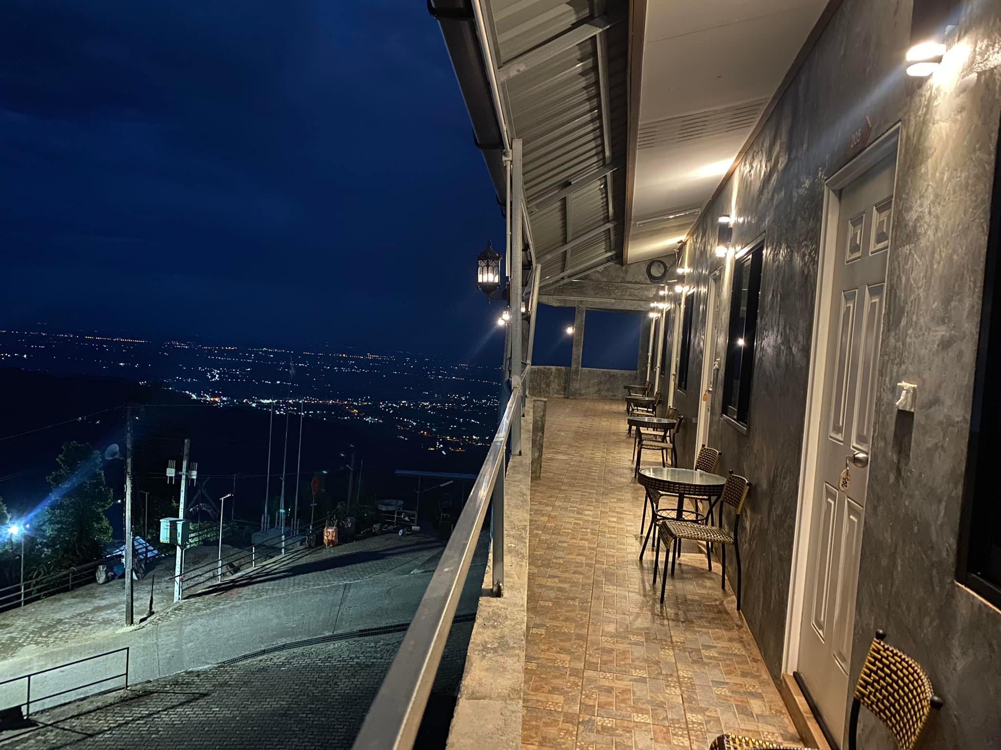 เรือภูหมอกโฮมสเตย์