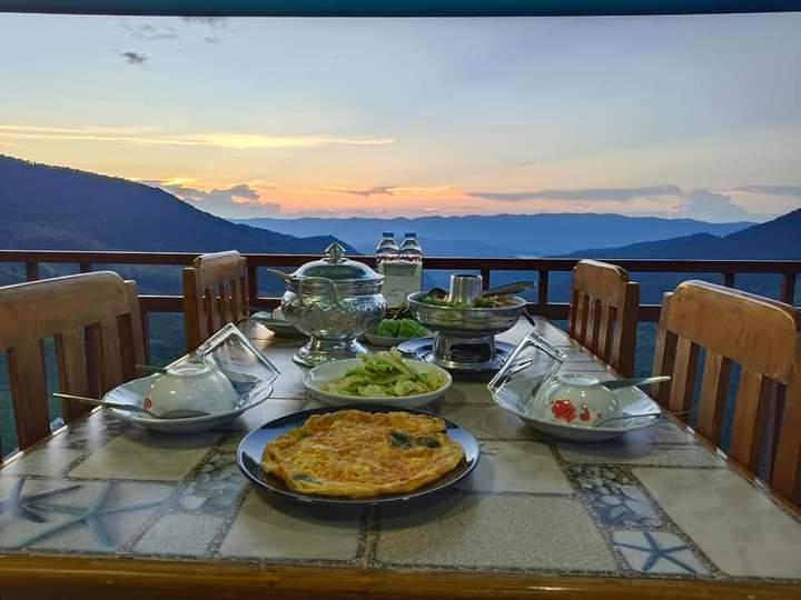 ภูชี้ดาวโฮมสเตย์